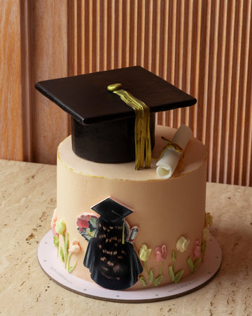 Graduation Cake w/ Flowers