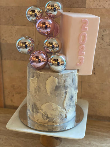 2023 Cake Pink with Silver Plexi Base